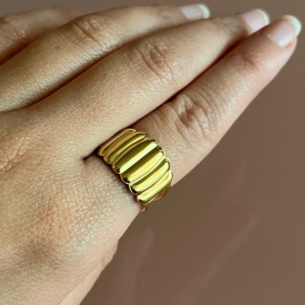 💛 18K Gold Minimalist Adjustable Ring 💛